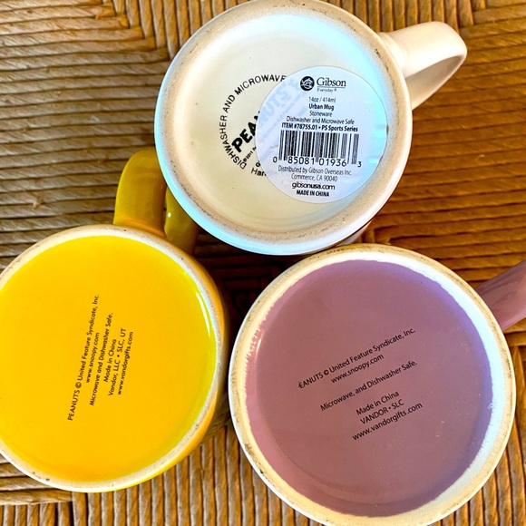 Peanuts set of 3 ceramic coffee mugs. Charlie Brown, Lucy & Snoopy - Picture 4 of 6